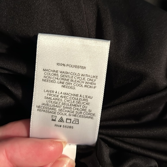 🖤NWT Express Portafino Black Sleeveless Romper Shorts Tie Waist - Picture 15 of 16